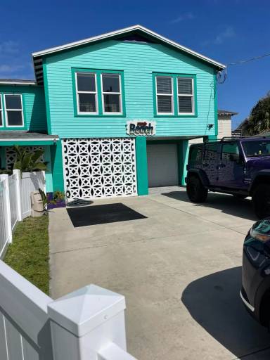 Main picture of 519 Mobile Ave