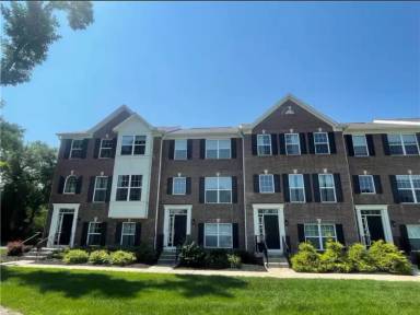 Main picture of 9054 Mercer Dr