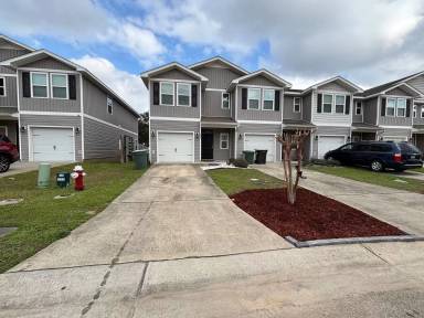 Main picture of 6028 Royal Port Ct