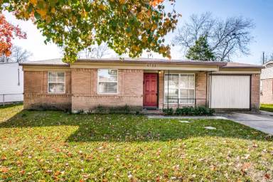 Main picture of 4723 Bedford Dr