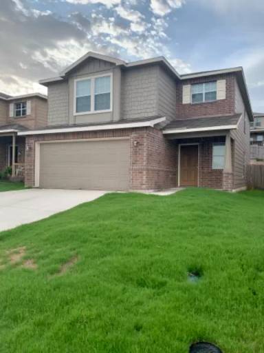 Main picture of 3827 Hickory Arch