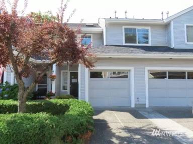 Main picture of 4714 Fairwood Blvd NE