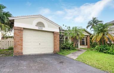 Main picture of 13926 Langley Pl