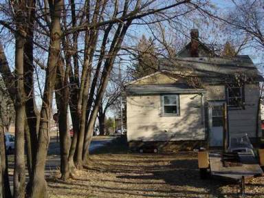 Main picture of 223 N 10th St