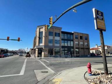 Main picture of 24 W Main St