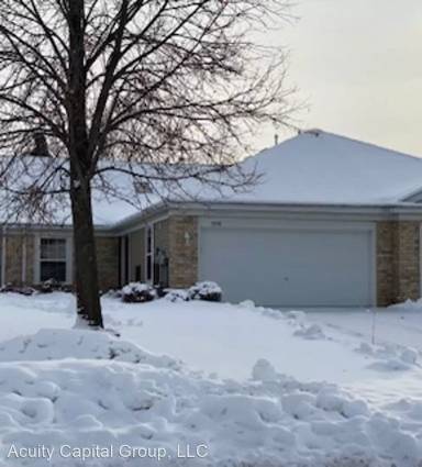 Main picture of 7943 Pinnacle Ave NE