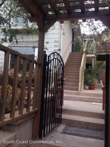 Main picture of 806 W Brookes Ave