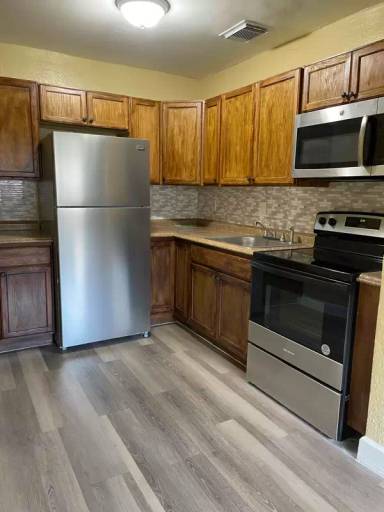 Main picture of 716 SW 9th St