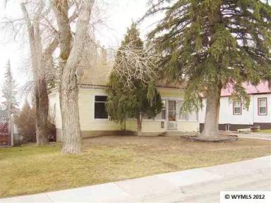 Main picture of 606 Emerald St