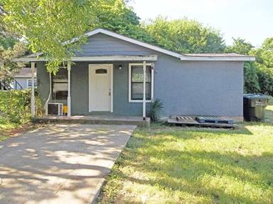 Main picture of 107 Cockerham St