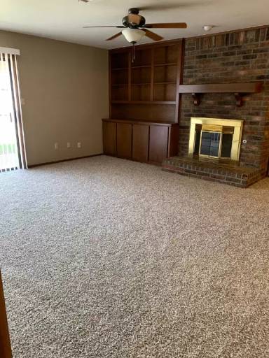 Main picture of 120 Vinita Dr