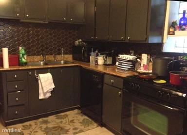 Main picture of 2136 N Sheffield Ave