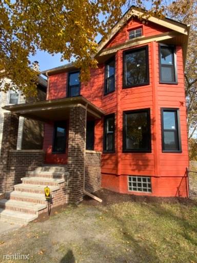 Main picture of 5390 Fischer St