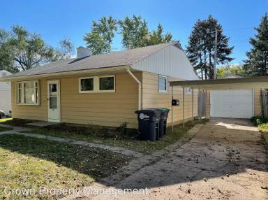 Main picture of 7093 Franklin St