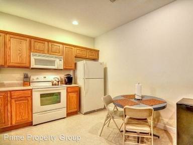 Main picture of 3770 Thornhill Cir