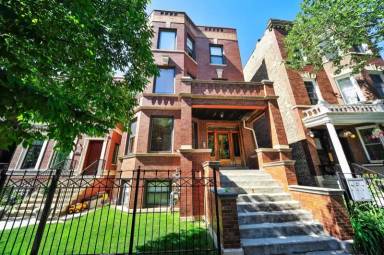 Main picture of 2650 W Walton St