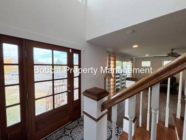 Main picture of 2274 Genoa St