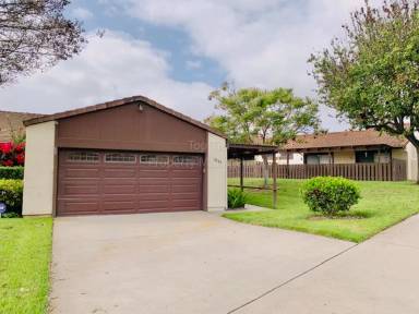 Main picture of 2042 Golden Circle Dr