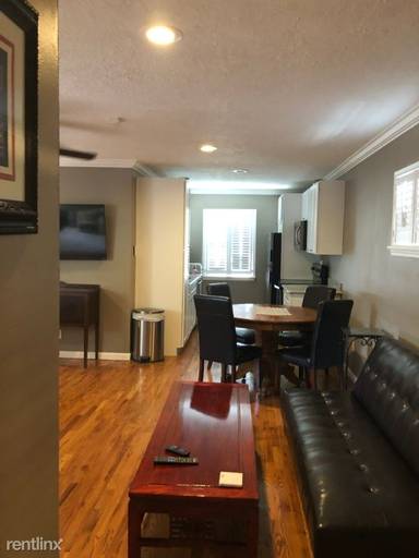 Main picture of 10418 Cliffwood Dr