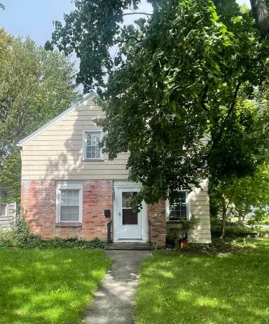 Main picture of 151 Eastmoreland Dr