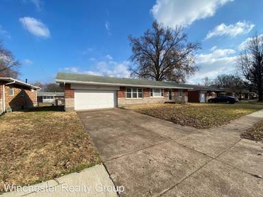 Main picture of 304 Kirk Dr