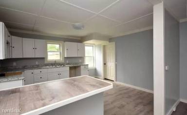 Main picture of 83 Pecks Rd