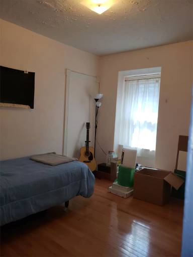 Main picture of 4714 Cedar Ave