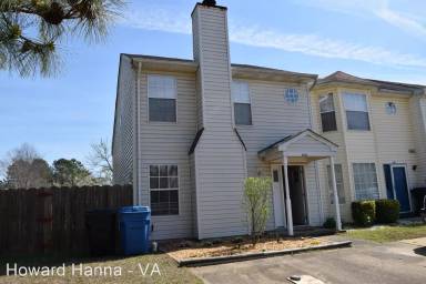 Main picture of 3083 Glastonbury Dr