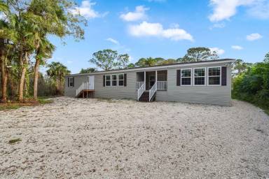 Main picture of 7570 SW Rattlesnake Run