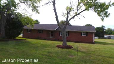 Main picture of 818 Springwood Ave