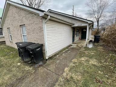 Main picture of 1907 Morton St