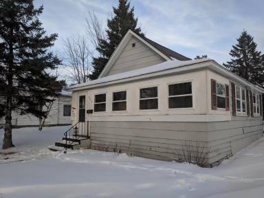 Main picture of 906 Irvine Ave NW