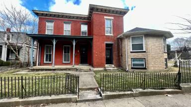 Main picture of 639 Baxter Ave