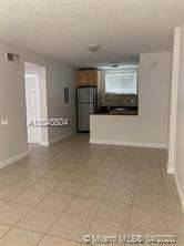 Main picture of 1025 SW 7th Ave