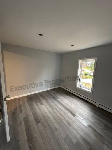 Main picture of 2 Mill Creek Rd