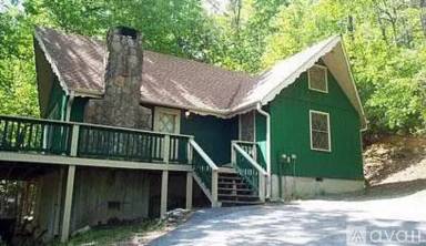 Main picture of 211 Chalet Village Dr
