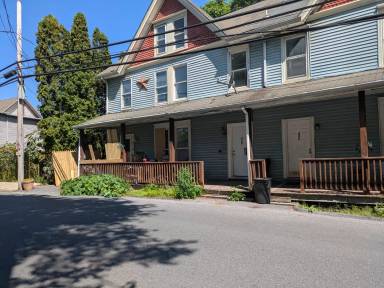 Main picture of 325 E Church St