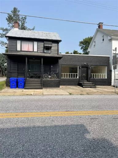 Main picture of 10 N 2nd St