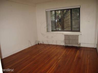 Main picture of 10 Forest St