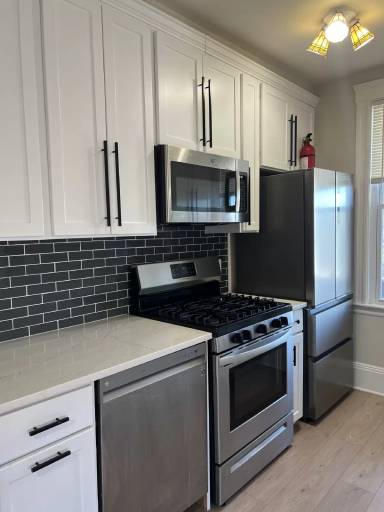 Main picture of 33 Shannon St