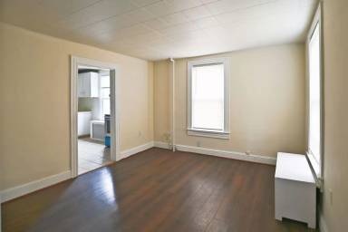 Main picture of 310 Crabb Ave