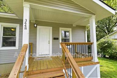 Main picture of 3448 Charlack Ave