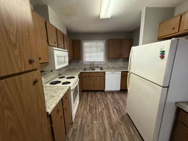 Main picture of 258 N Villas Ct