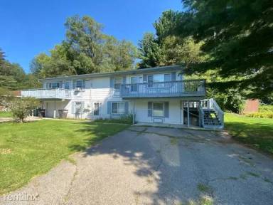 Main picture of 6106 Scotch Blue St