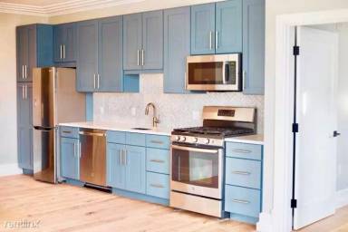 Main picture of 1467 Tremont St