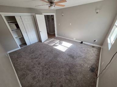 Main picture of 1609 S Middle Creek Ct