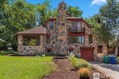 Main picture of 1435 28th St