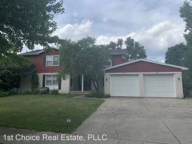 Main picture of 530 Bainbridge Dr