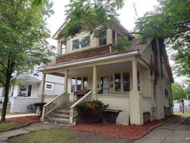 Main picture of 120 S West St