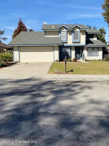 Main picture of 9075 Kennebec St